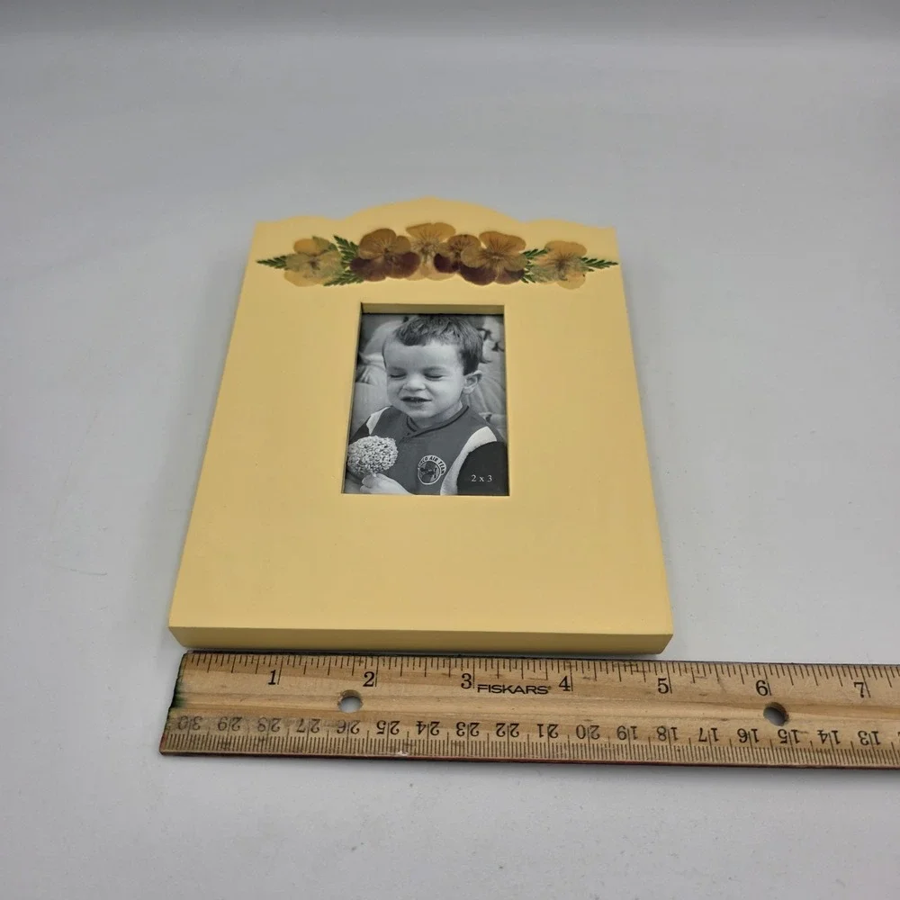 Fetco Floral Picture Frame Wood Pressed Flower Decor Yellow Photo Insert 2 X 3